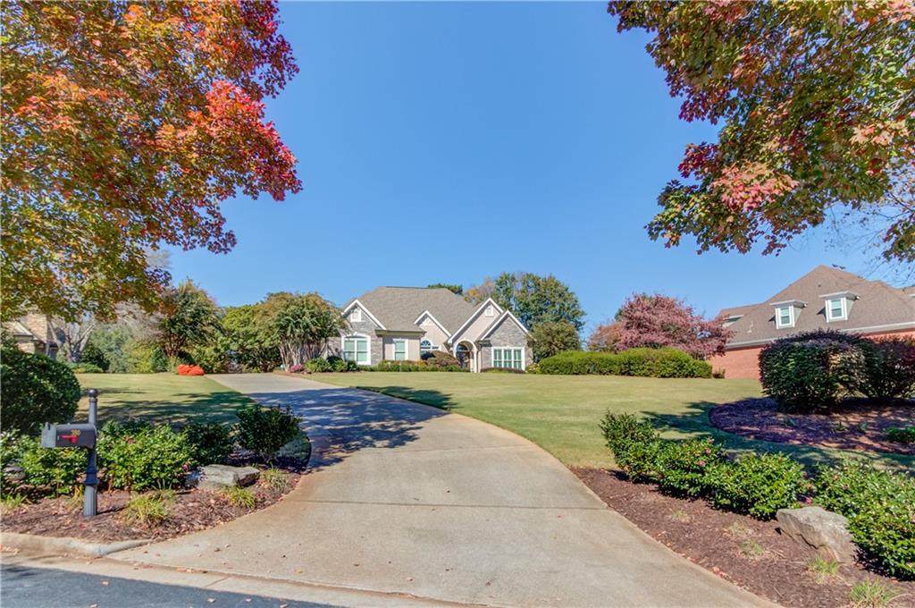 380 Fairway Circle - Photo 1