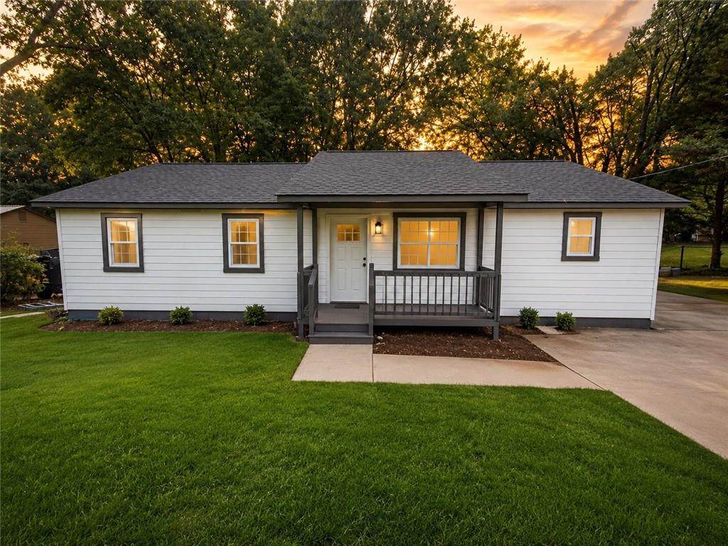 1565 Rock Springs Road - Photo 1