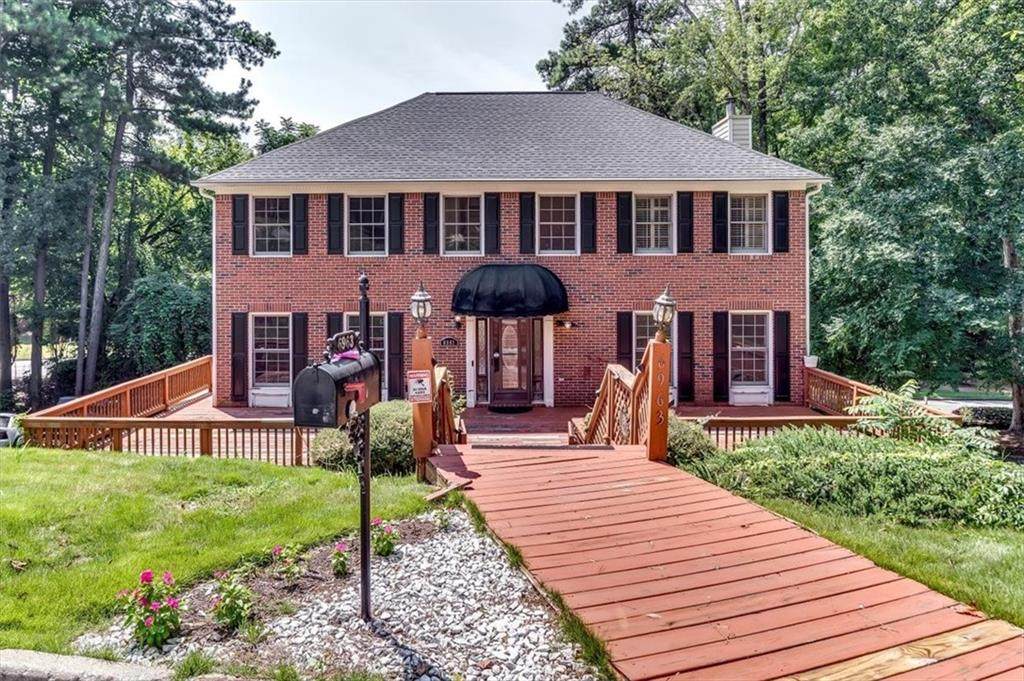6963 Whispering Oaks Court - Photo 1