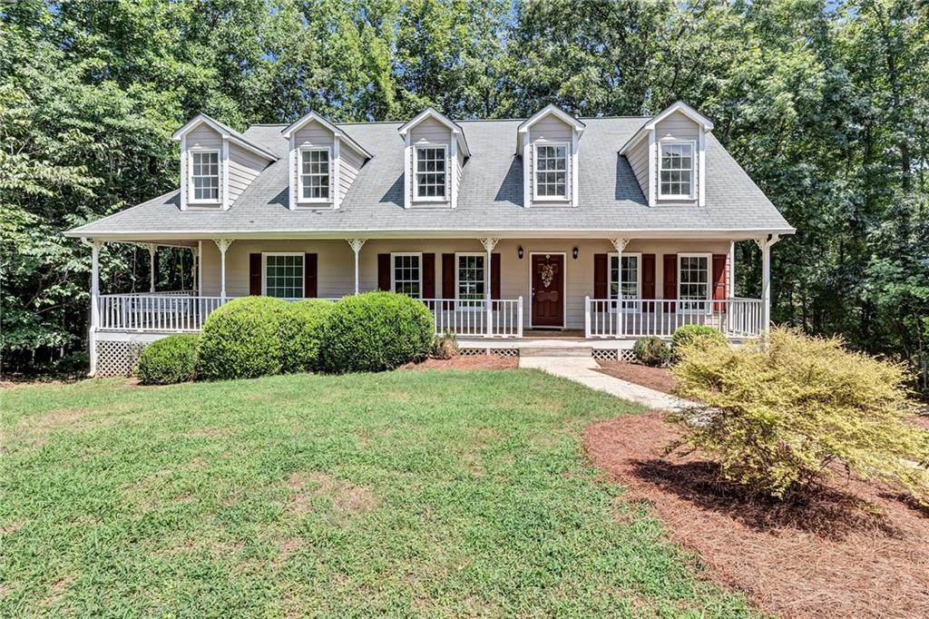 87 Alice Way - Photo 1