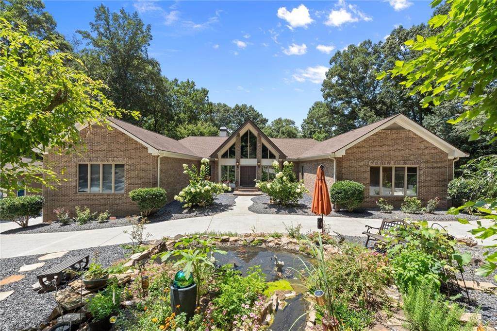3686 Suwanee Creek Court - Photo 1