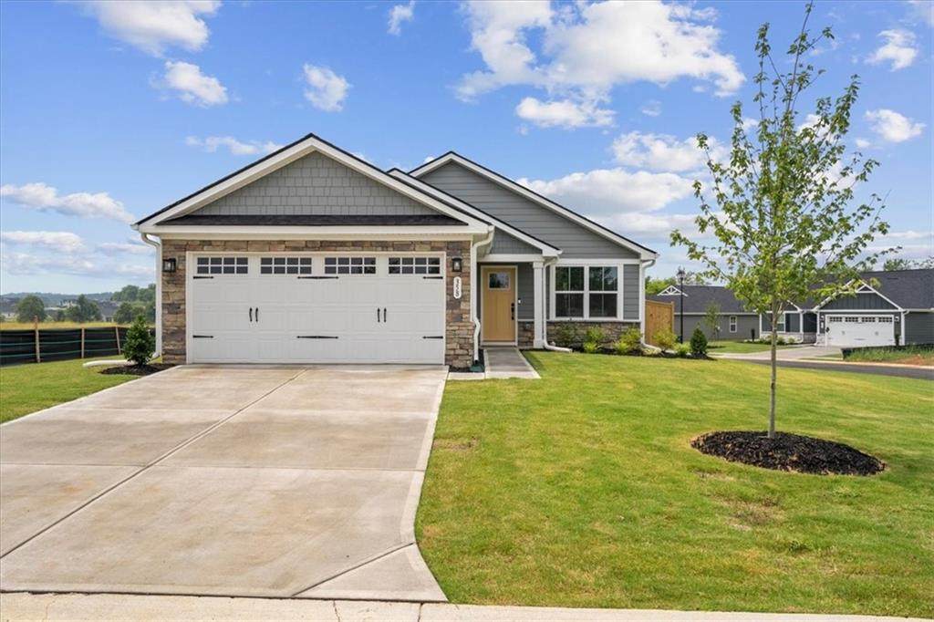 358 Oakleigh Drive - Photo 1