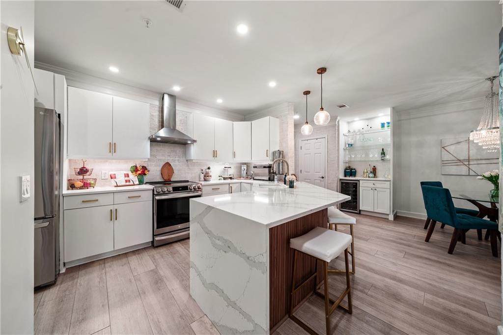 3334 Peachtree Road - Photo 1