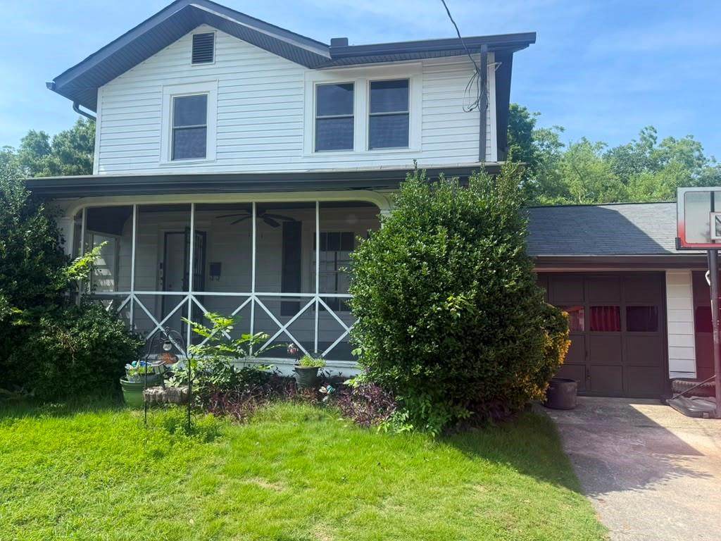 217 Montgomery Street - Photo 1
