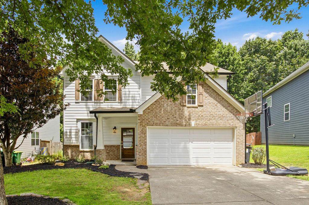560 Crestmont Lane - Photo 1