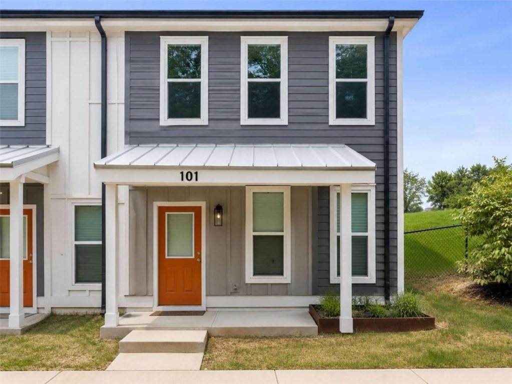 697 Fayetteville Road - Photo 1