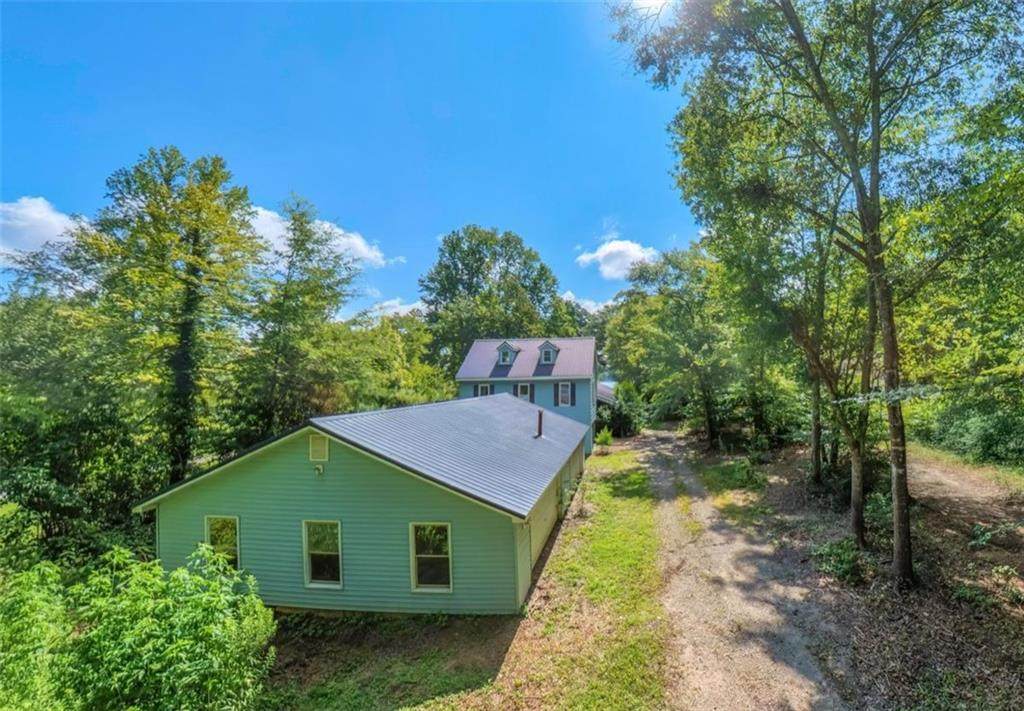 107 Buckhorn Drive - Photo 1