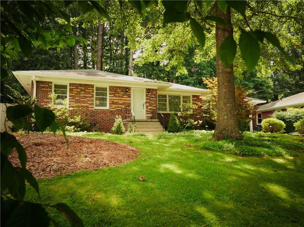 579 Superior Avenue - Photo 1