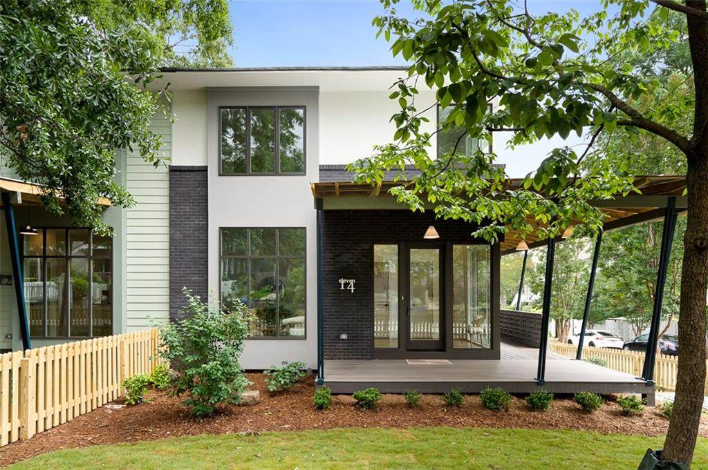 1114 Kirkwood Avenue - Photo 1