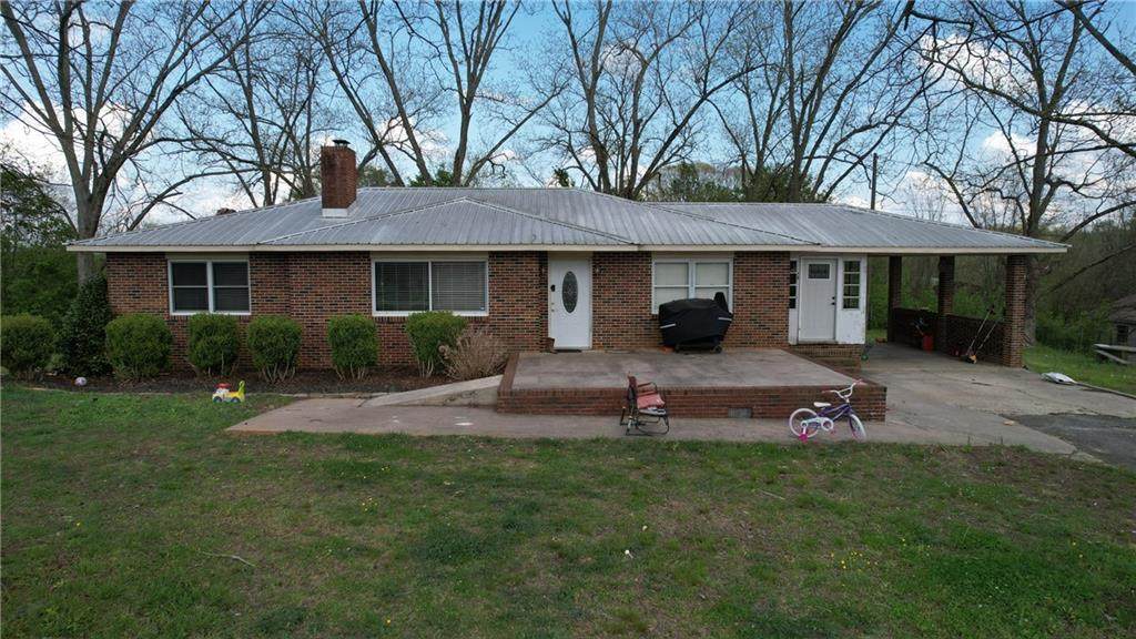 6082 Franklin Goldmine Road - Photo 1