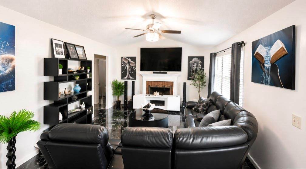 https://bt-photos.global.ssl.fastly.net/fmls/orig_boomver_1_7816671-2.jpg