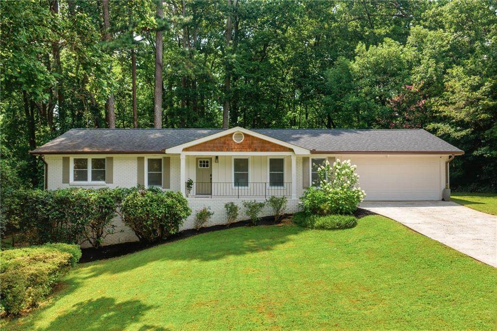 3212 Foxwood Trail - Photo 1