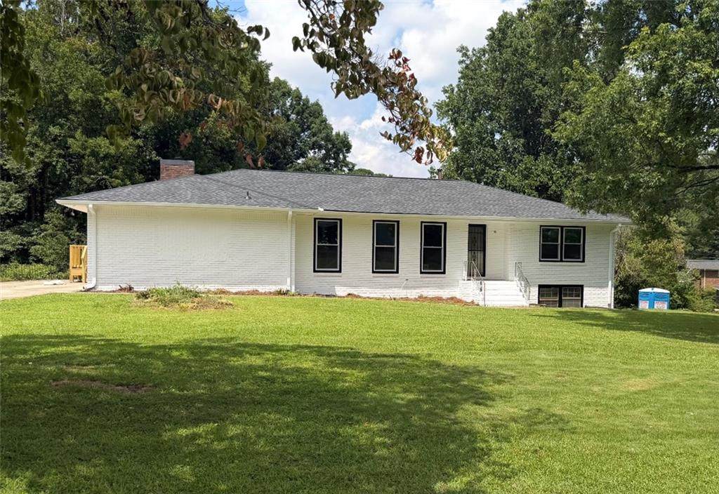 242 Angla Drive Southeast - Photo 1