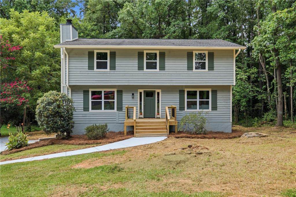 835 Omaha Drive - Photo 1