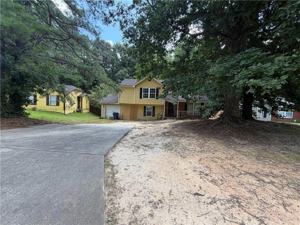 6495 Emerald Pointe Circle - Photo 1