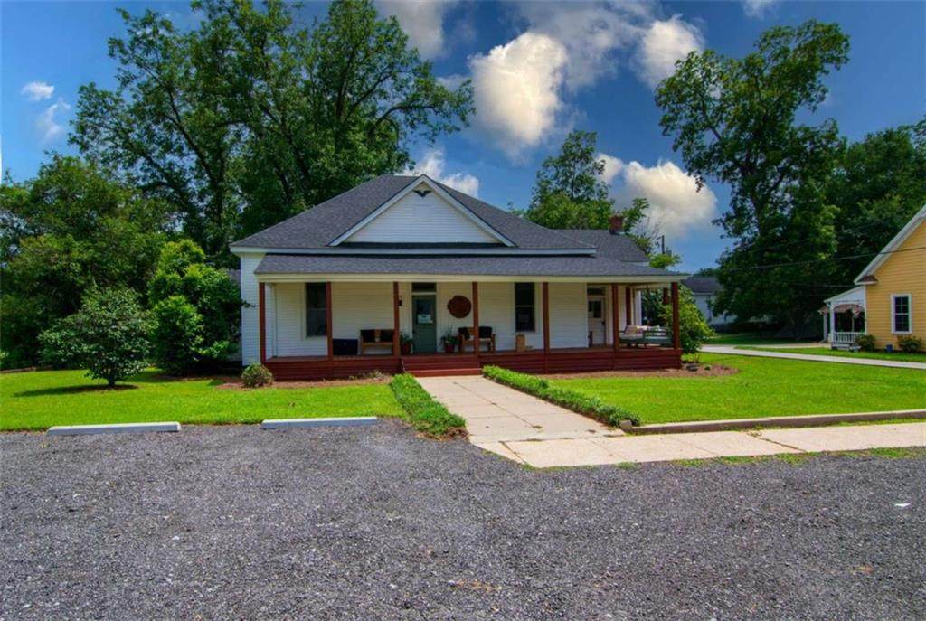 322 Fort Lane - Photo 1