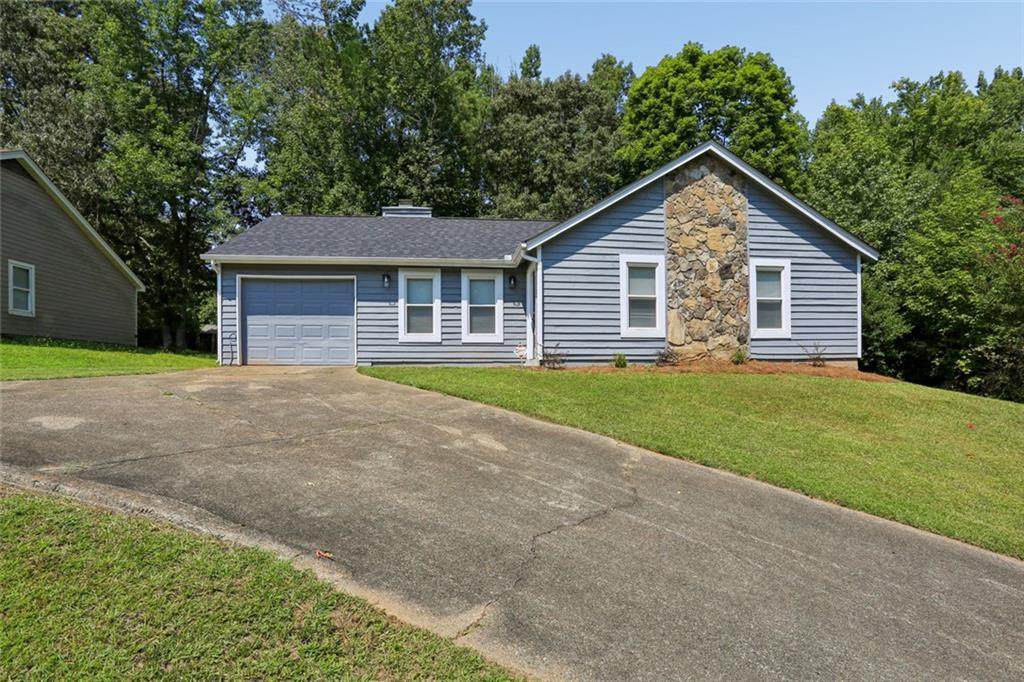 1050 Chapman Circle - Photo 1