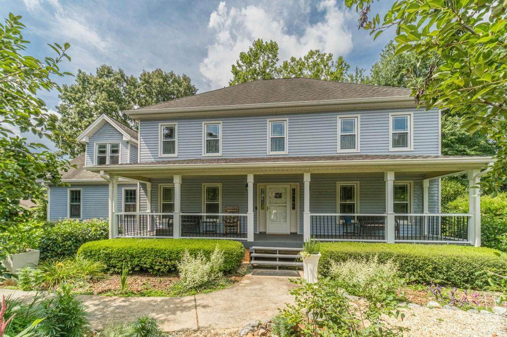 1875 Oak Road - Photo 1