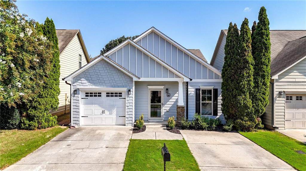 32 Samuel Way - Photo 1