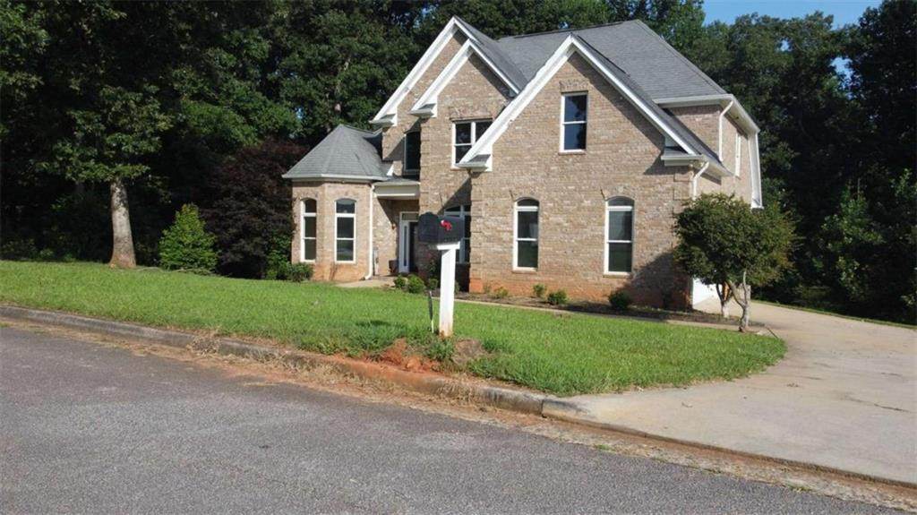 318 Waterford Circle - Photo 1