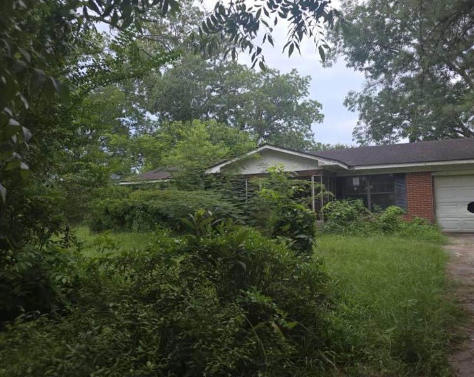 514 Stephenson Road - Photo 1