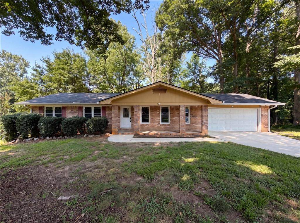 1653 Kellogg Circle - Photo 1