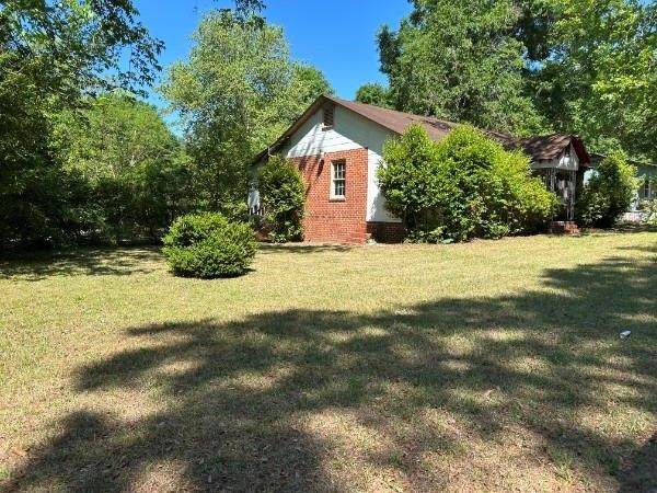 2058 Melton Avenue - Photo 1