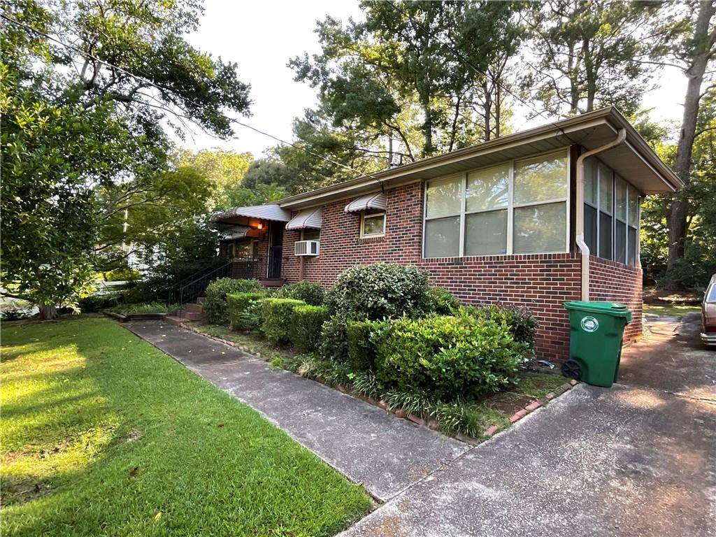 2086 Edgemore Drive - Photo 1