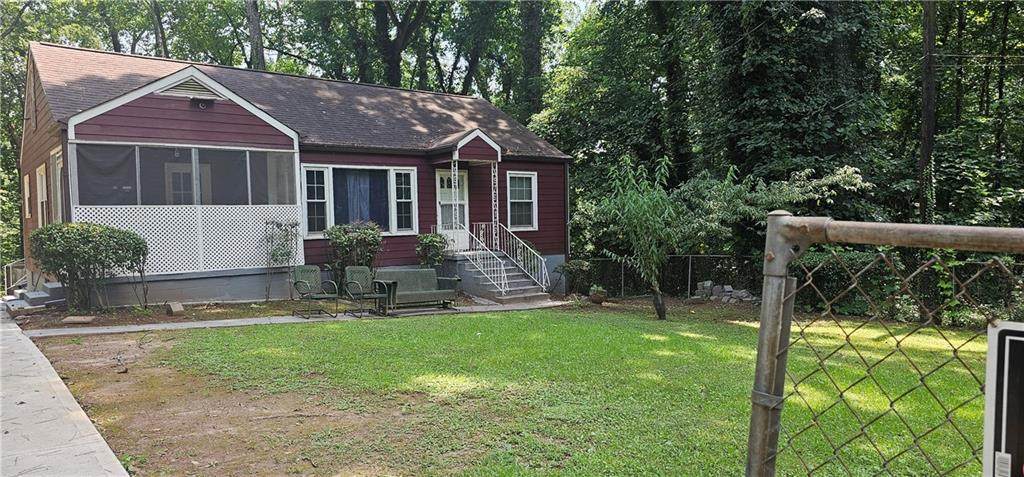 488 Pomona Circle - Photo 1