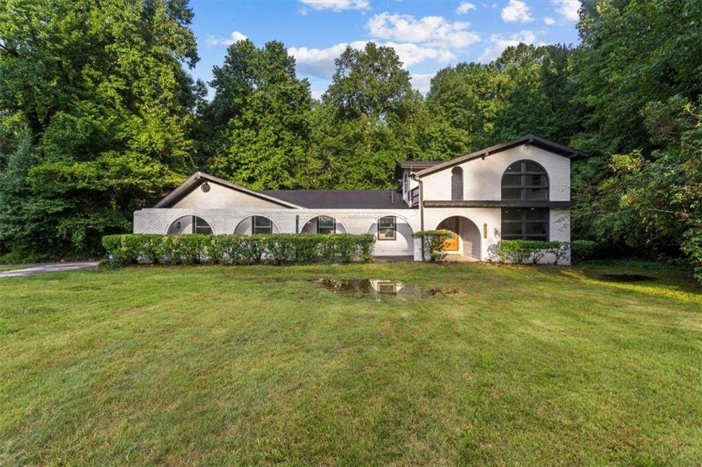 4531 Riverwood Cir - Photo 1