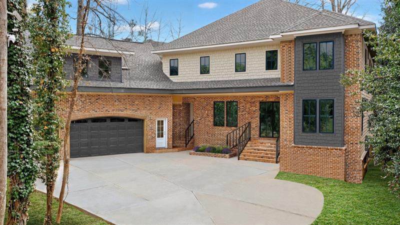 1330 Twelve Oaks Circle - Photo 1