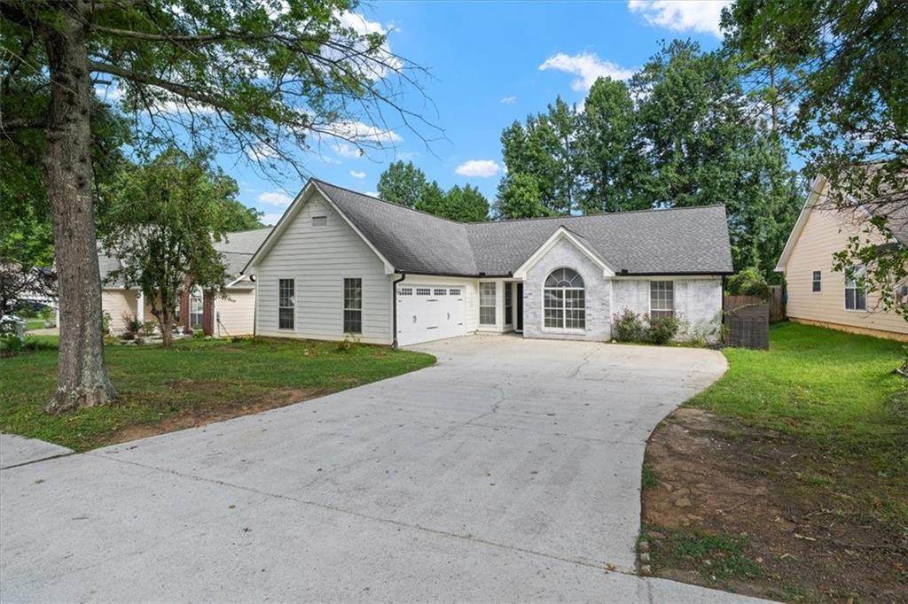 5235 Sterling Trace Court - Photo 1