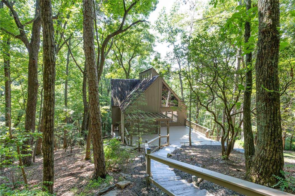 826 Woodland Trace - Photo 1