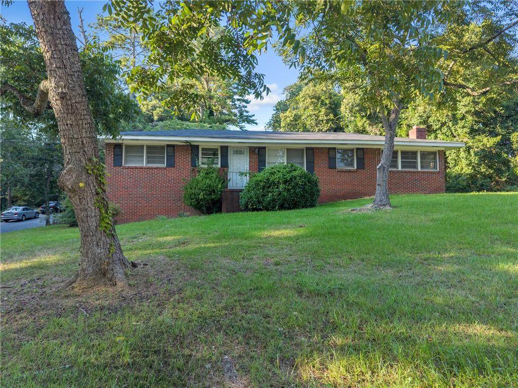 506 Pineridge Drive - Photo 1