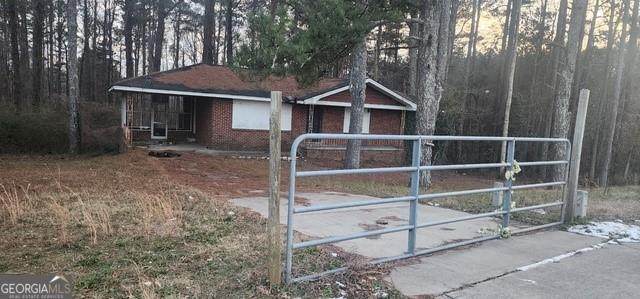 1882 Godby Road - Photo 1