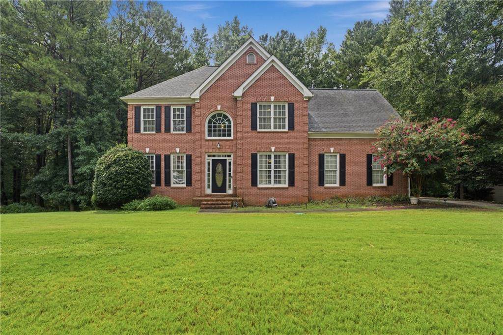 605 Trophy Lane - Photo 1