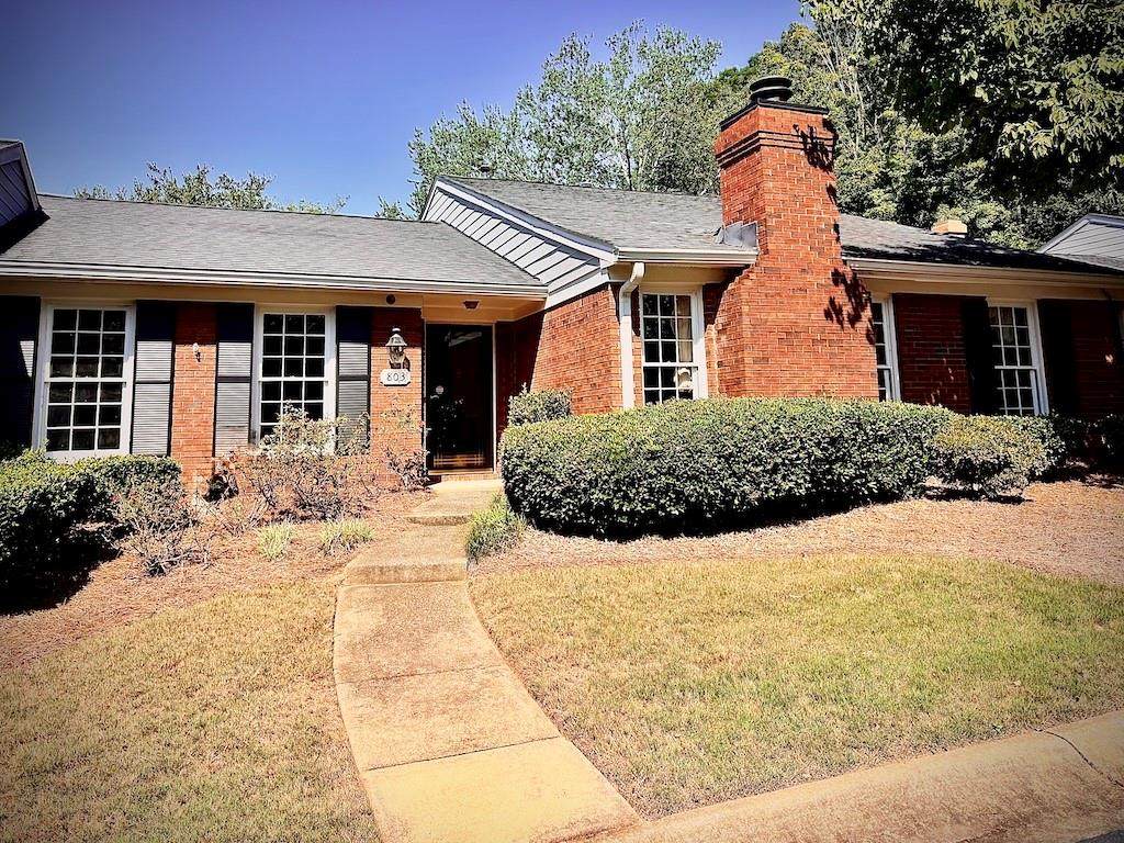 803 Dunwoody Chace - Photo 1