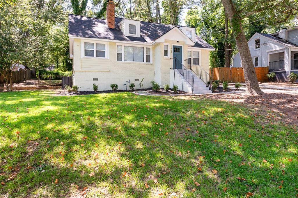 1568 Mayflower Avenue - Photo 1
