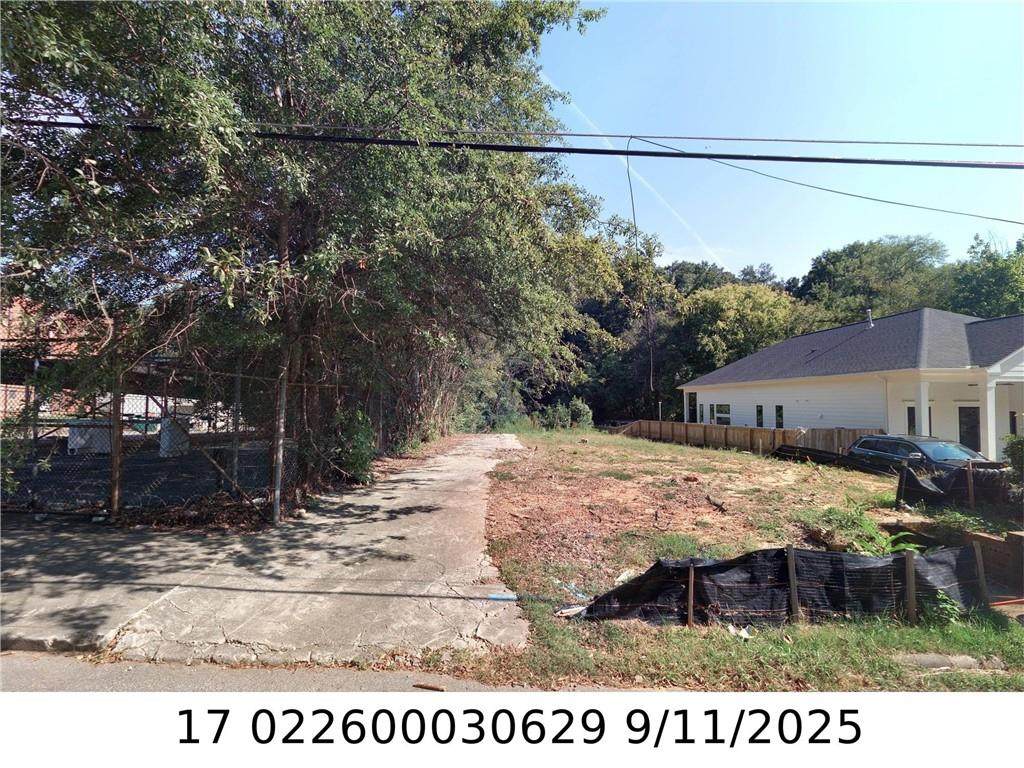 8 Hollywood Drive - Photo 1