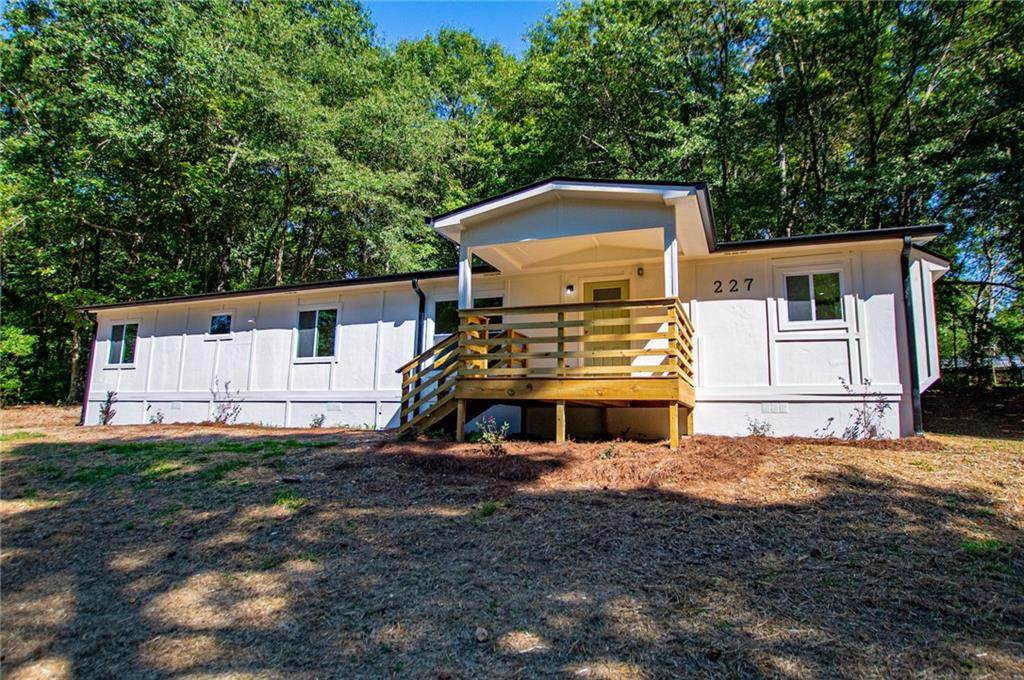 227 Garden Lake Drive - Photo 1