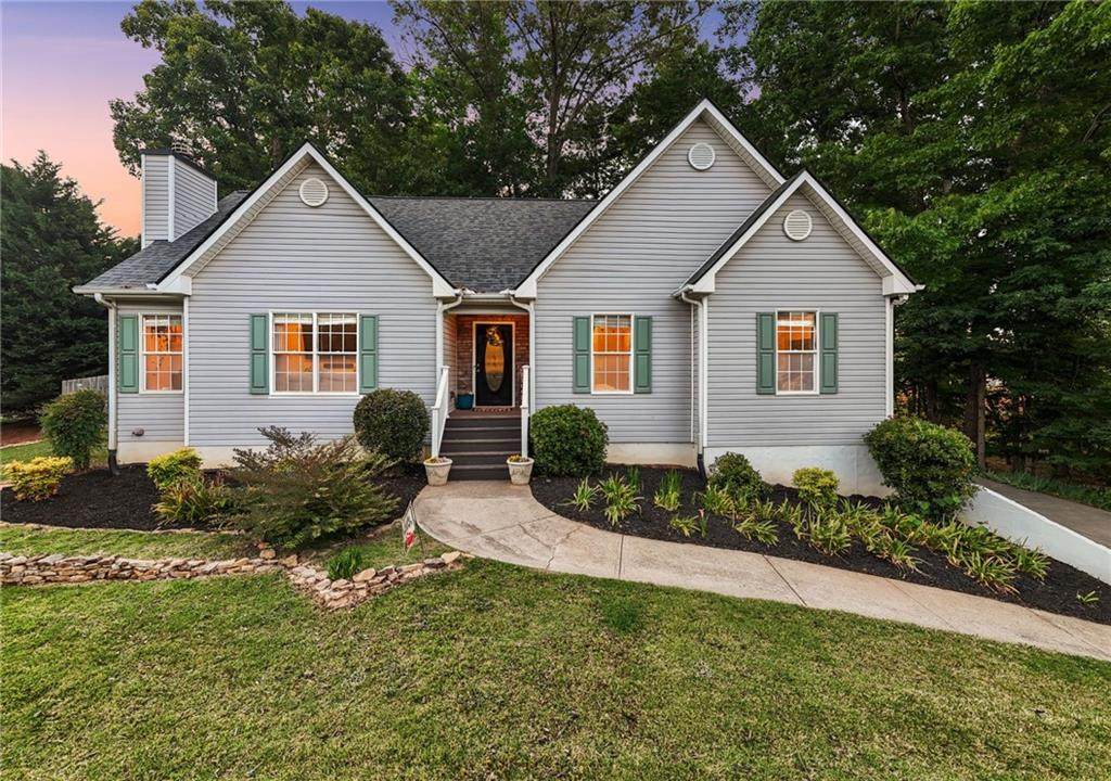1086 Fieldstone Drive - Photo 1