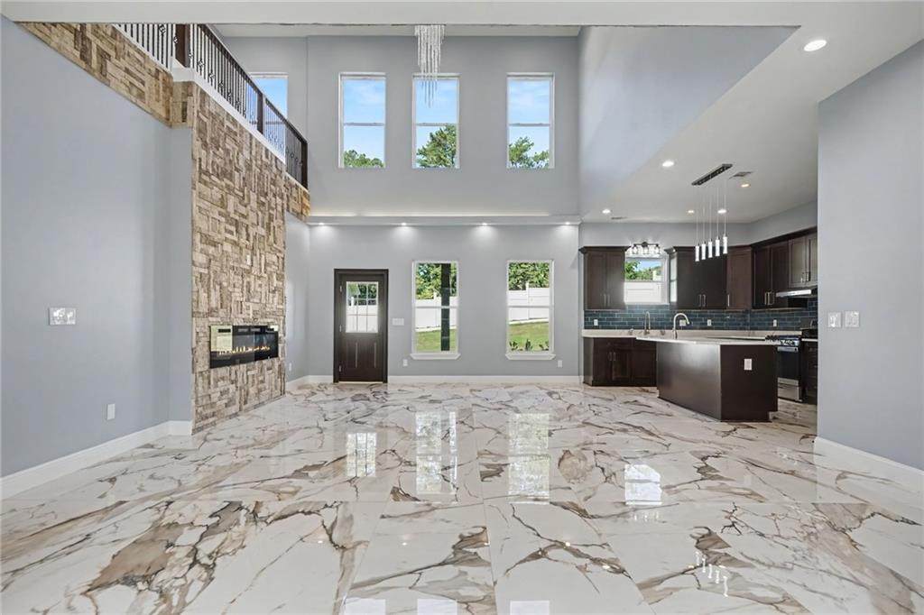 1515 Grayson Parkway - Photo 1