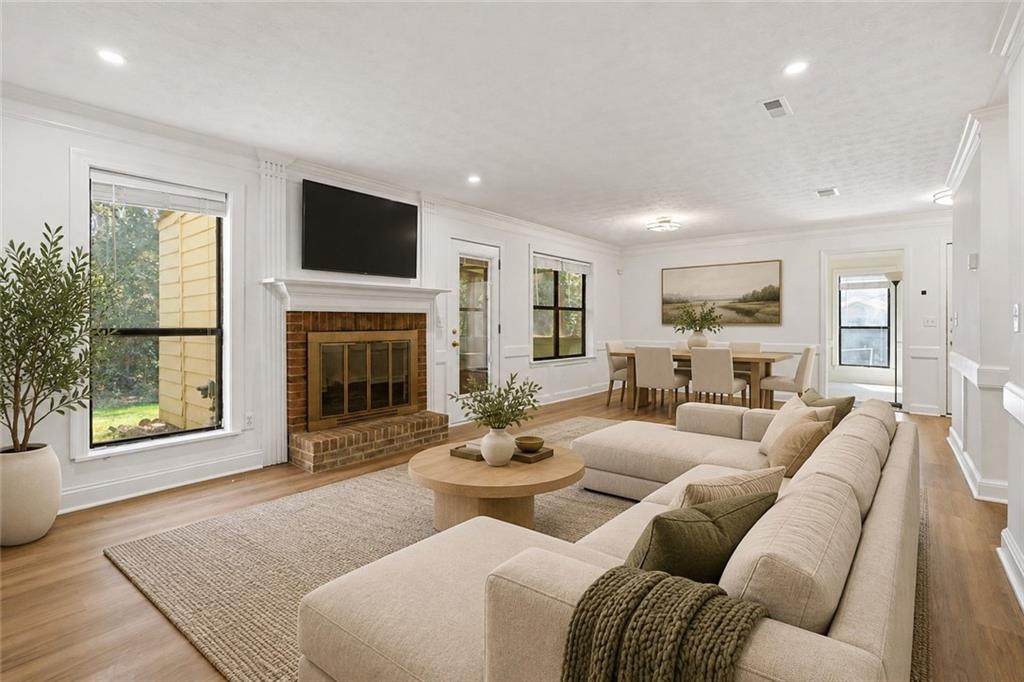 129 Sandalwood Circle - Photo 1