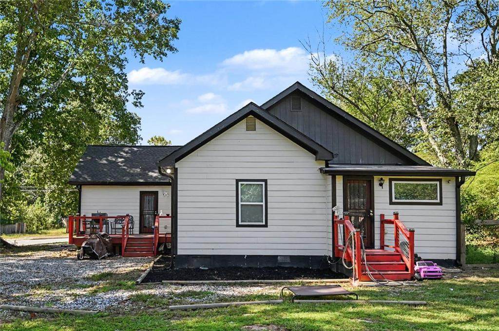5600 Feldwood Road - Photo 1