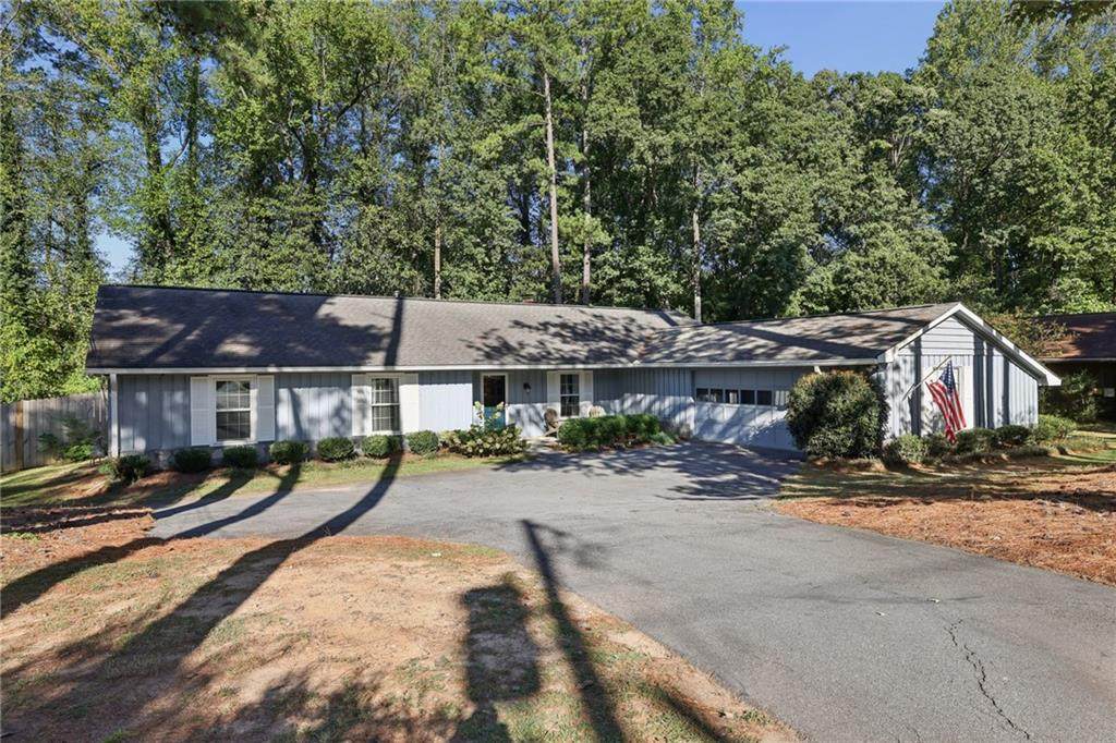 2862 Dunnington Circle - Photo 1