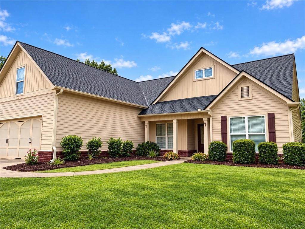 126 Hampton Drive - Photo 1