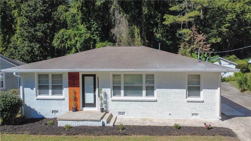 559 Westmeath Drive - Photo 1