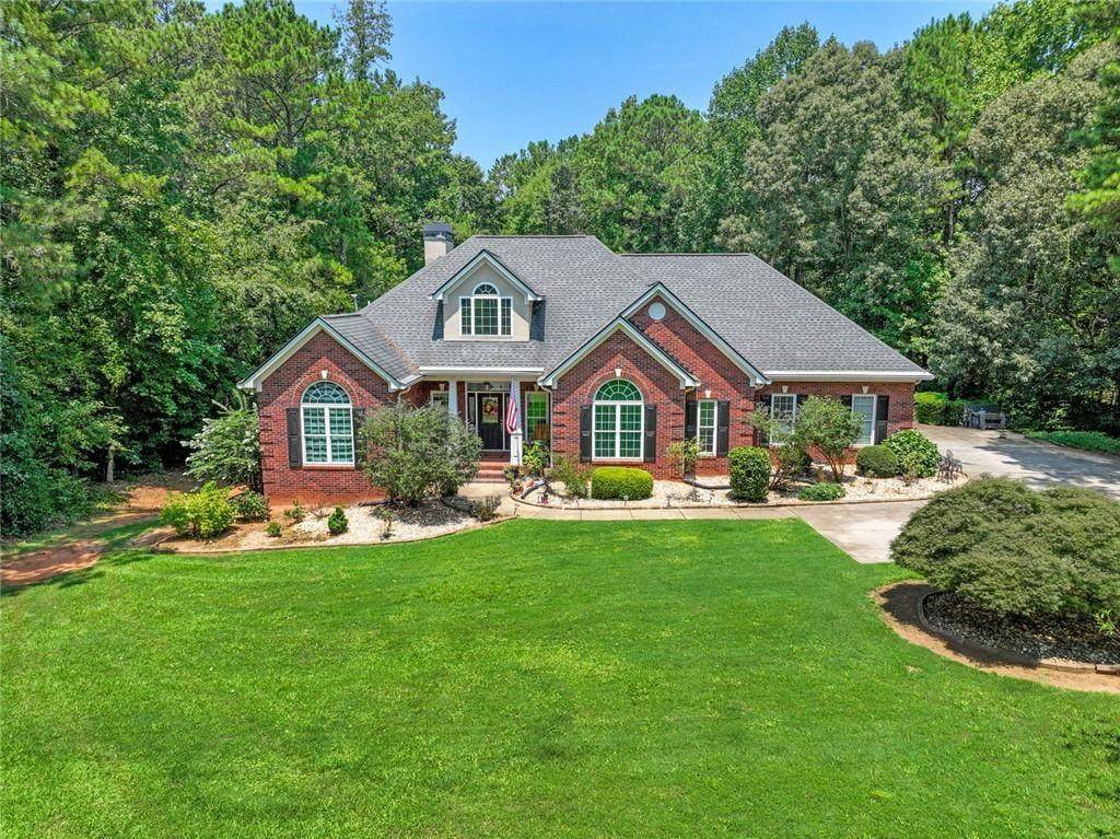 315 Monroe Drive - Photo 1