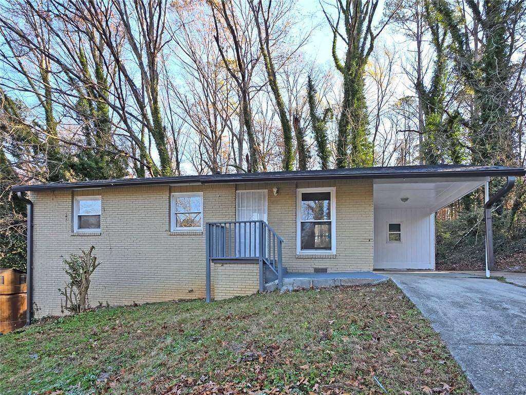2332 Baywood Drive - Photo 1