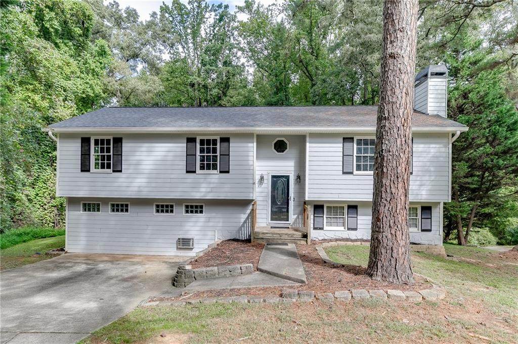 6211 Laurel Wood Trail - Photo 1